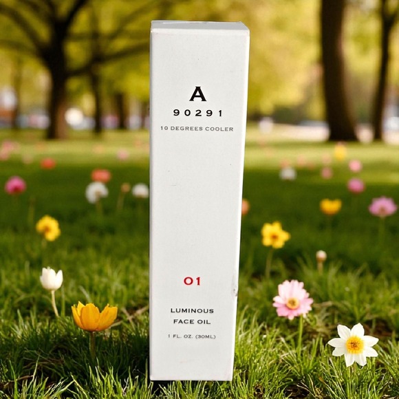 Apothecary 90291 By 10 Degrees Cooler 01 Luminous Face Oil Natural Oils New NIB - Picture 1 of 6